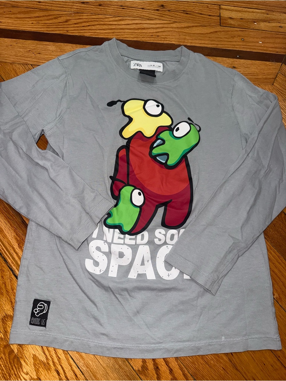 Zara Gray Long-Sleeve Tee with Red, Yellow & Green ‘Among Us’ Graphic size 9-10
